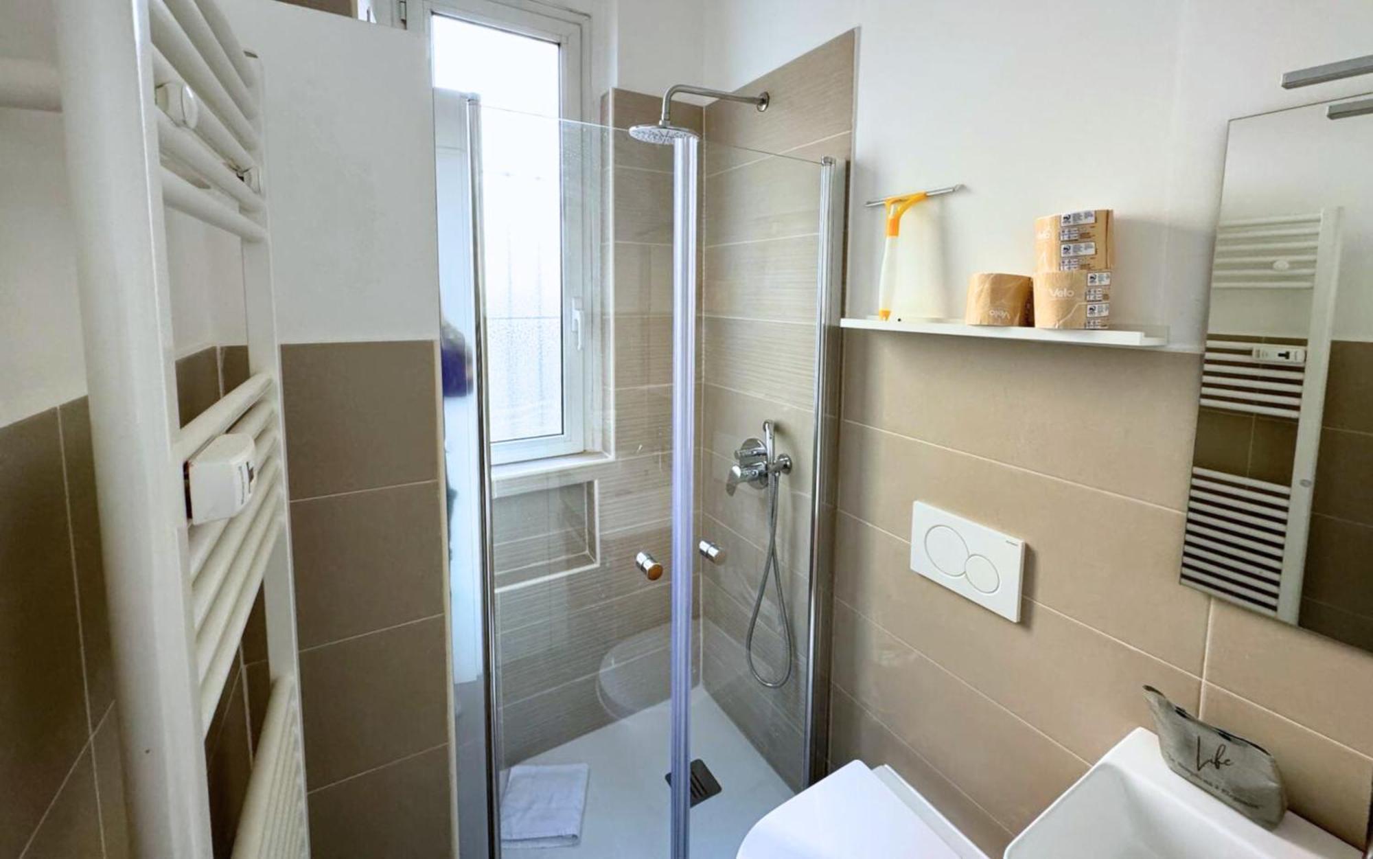 House- 1 Min Metro - 15 Min Duomo Apartment *